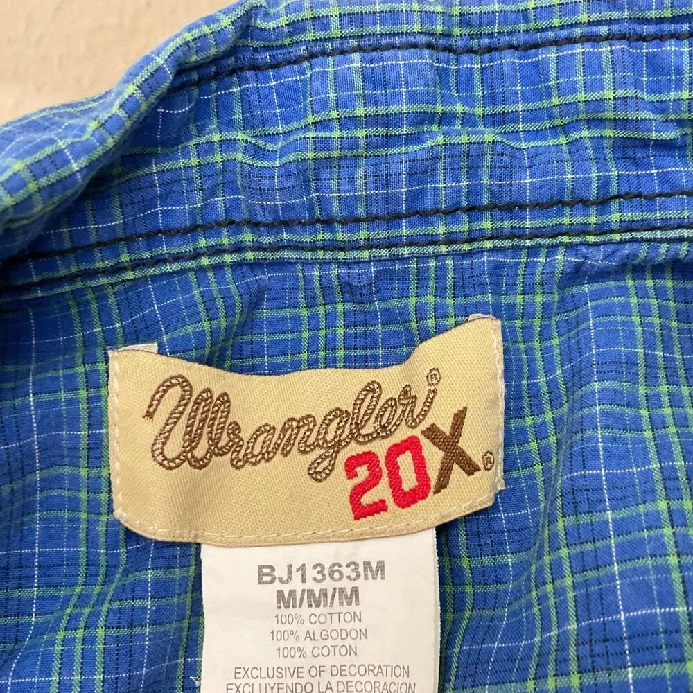 Wrangler Pearl Snap Western Shirt Youth boys size M 29” chest Blue plaid